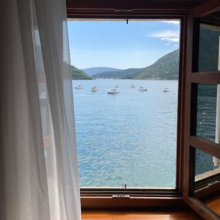 Lady Of The Rocks Apartments Perast Luaran gambar