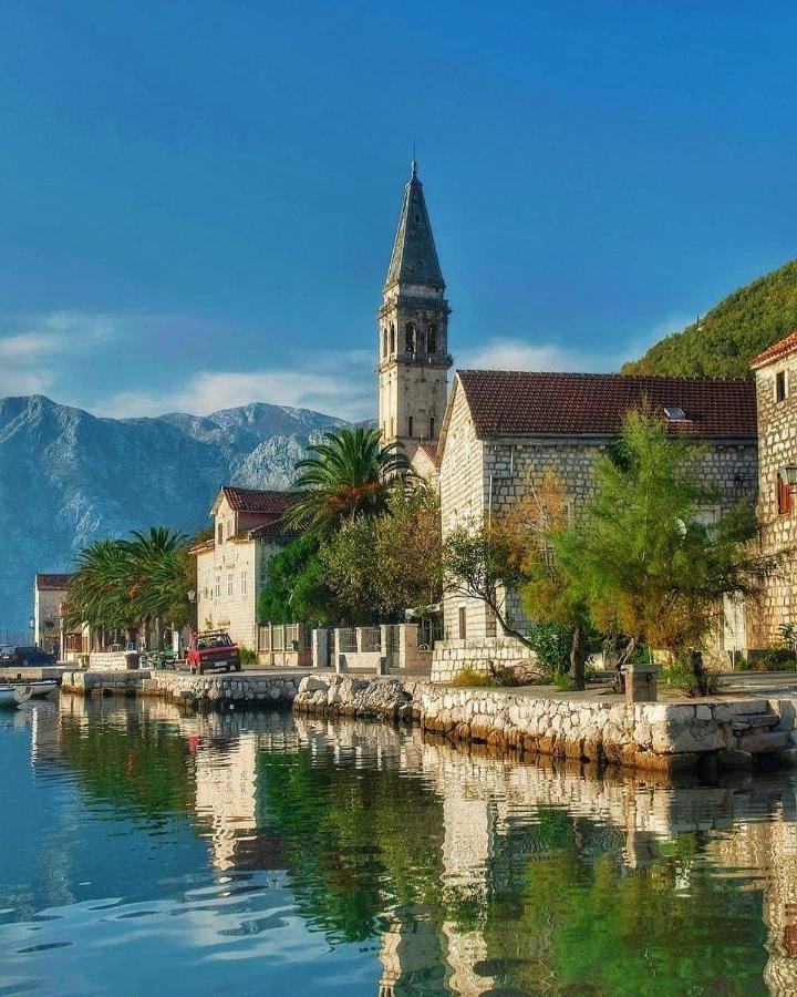 Lady Of The Rocks Apartments Perast Luaran gambar