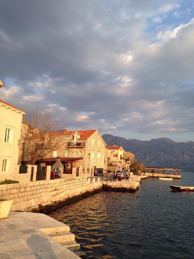 Lady Of The Rocks Apartments Perast Luaran gambar